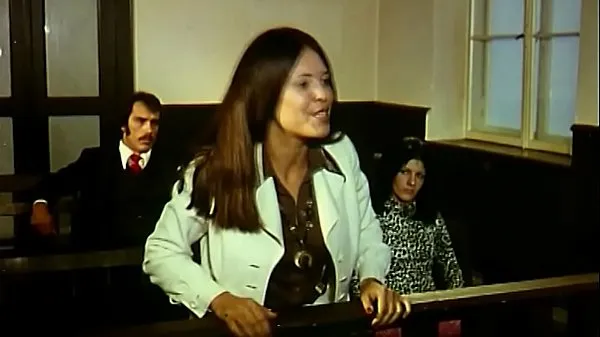 Zobraziť Orgy - Judge investigates facts of the case in the courtroom najlepšie filmy