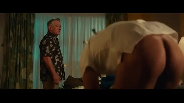 Zac Efron Nude in Dirty Grandpa 최고의 영화 표시