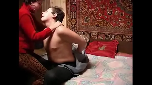 Hiển thị Russian mature and boy having some fun alone Phim hay nhất