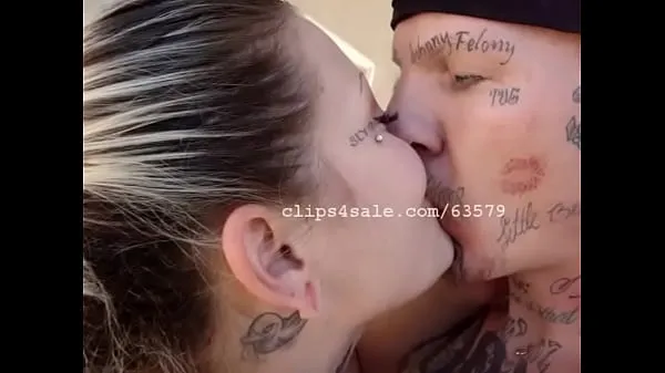 Tunjukkan SV Kissing Video 3 Filem terbaik