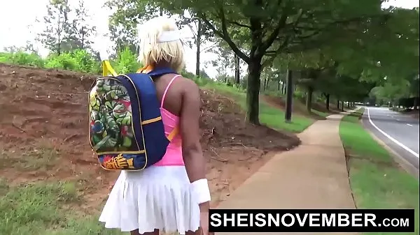 Zobrazit American Ebony Walking After Blowjob In Public, Sheisnovember Lost a Bet Then Sucked A Dick With Her Giant Titties and Nipples out, Then Walked Flashing Her Panties With Upskirt Exposure And Cute Ebony Thighs by Msnovember nejlepších filmů