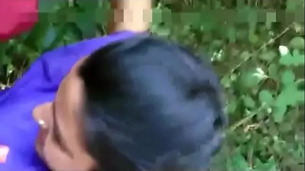 Hiển thị Desi slut exposed and fucked in forest by client clip Phim hay nhất