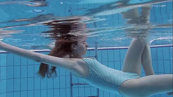 Mutasson Anna Netrebko skinny tiny teen underwater legjobb filmet