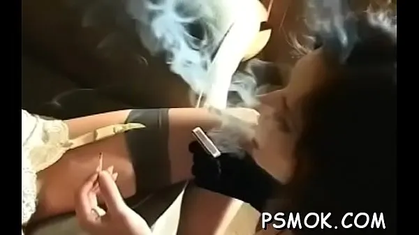 Smoking scene with busty honey 최고의 영화 표시