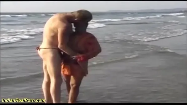 wild indian sex fun on the beach 최고의 영화 표시