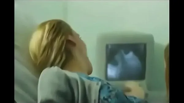 Prikaži Doctor taking advantage of the patient najboljših filmov