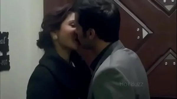 Zobraziť anushka sharma hot kissing scenes from movies najlepšie filmy