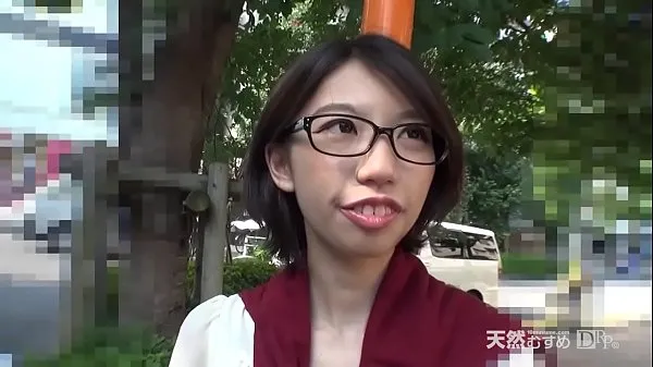 Pokaż Amateur glasses-I have picked up Aniota who looks good with glasses-Tsugumi 1 najlepsze filmy
