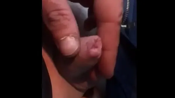 Prikaži Little dick squirts with two fingers najboljših filmov