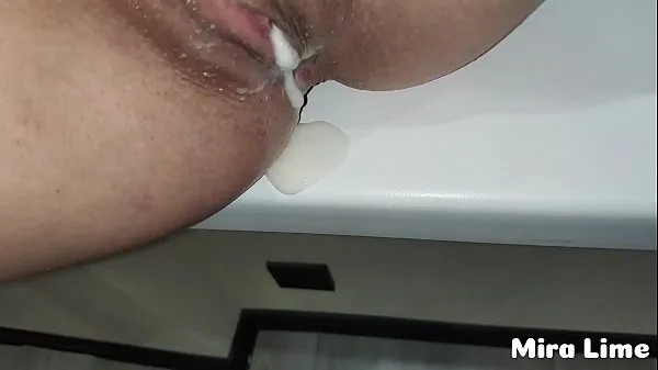 Risky creampie while family at the home 최고의 영화 표시