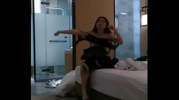 Filming secretly playing sister calling Hanoi in the hotel 최고의 영화 표시