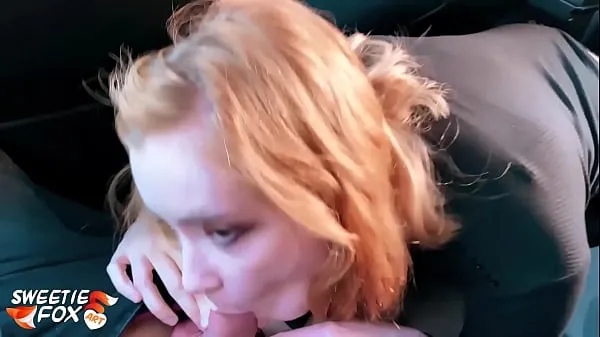 Vis Redhead Suck Dick Taxi Driver and Cum Swallow in the Car - POV beste filmer