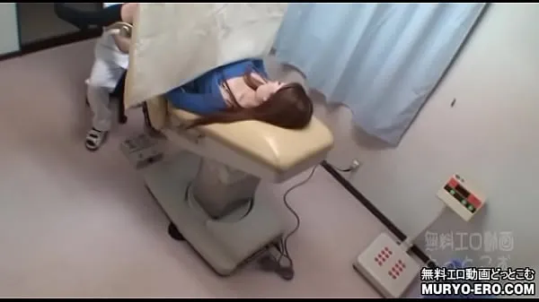 Mostrar Imagen de una cámara oculta que se instaló en cierto departamento de obstetricia y ginecología en Kansai filtró dolor en la parte inferior del abdomen de una pequeña señora de 25 años de edad las mejores películas