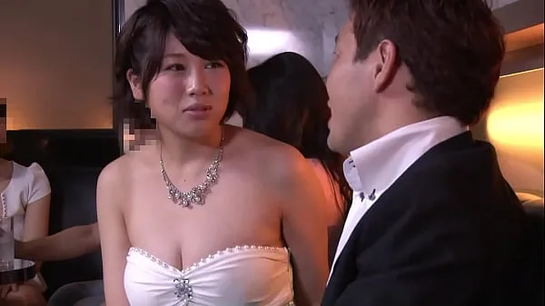 Εμφάνιση Keep an eye on the exposed chest of the hostess and stare. She makes eye contact and smiles to me. Japanese amateur homemade porn. No2 Part 2 καλύτερων ταινιών