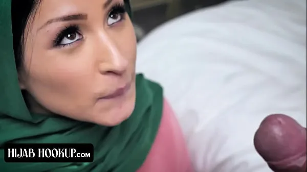 Vis Shy But Curious - Hijab Hookup New Series By TeamSkeet Trailer beste filmer