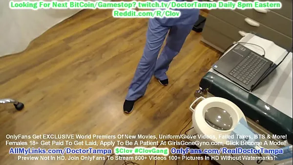 CLOV Clip 7 von 27 Destiny Cruz lutscht Doktor Tampas Schwanz, während er aus seiner Klinik kommt, während die Covid-Pandemie 2020 außerhalb des VOLLSTÄNDIGEN VIDEOS EXKLUSIV .com wütetbeste Filme anzeigen