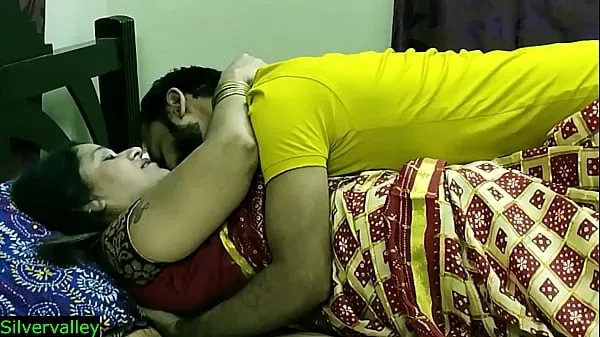 Indian xxx sexy Milf aunty secret sex with son in law!! Real Homemade sex 최고의 영화 표시