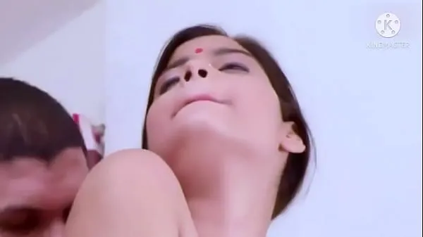 Vis Indian girl Aarti Sharma seduced into threesome web series bedste film