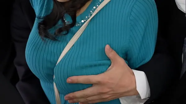 Visa Nipple messing around train-Married woman who relentlessly picks up an erection chibi and falls alive-Sina Kaji bästa filmer