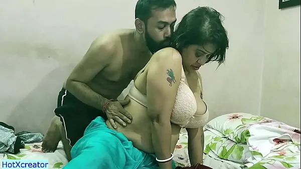 Vis Amazing erotic sex with milf bhabhi!! My wife don't know!! Clear hindi audio: Hot webserise Part 1 bedste film