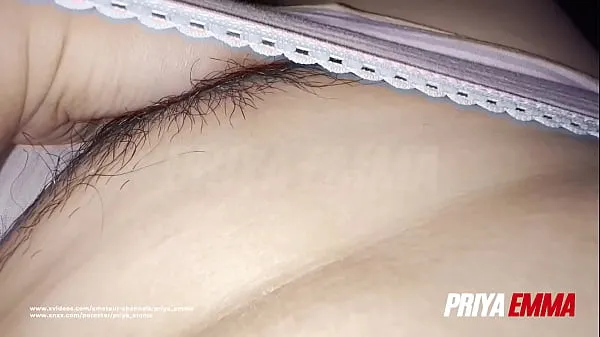 Pokaż Priya Emma Big Boobs Mallu Aunty Nude Selfie And Fingers For Father-in-law | Homemade Indian Porn XXX Video najlepsze filmy