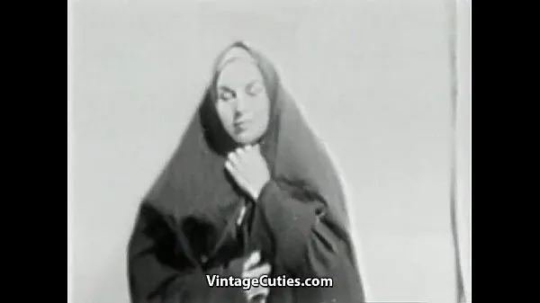 Pokaż A Nun gets Her Holy Pussy Fucked najlepsze filmy