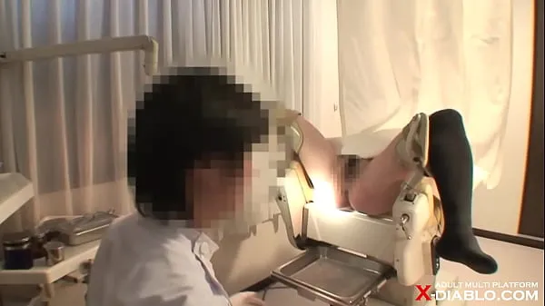 Peeking at the medical examination of a pregnant woman with a large areola and stomach 최고의 영화 표시