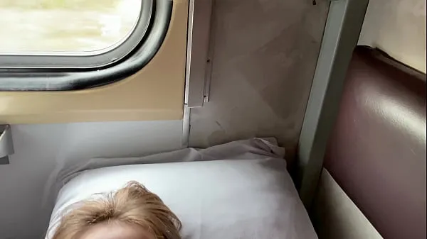 Mostrar Stepmom did not wait for her husband and decided to fuck her stepson right on the train las mejores películas