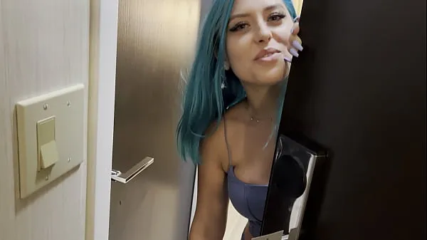 Vis Casting Curvy: Blue Hair Thick Porn Star BEGS to Fuck Delivery Guy bedste film
