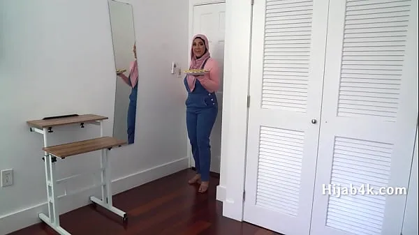 Εμφάνιση Corrupting My Chubby Hijab Wearing StepNiece καλύτερων ταινιών