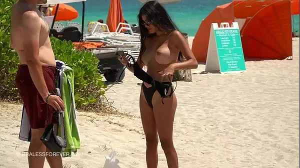 Vis Huge boob hotwife at the beach bedste film