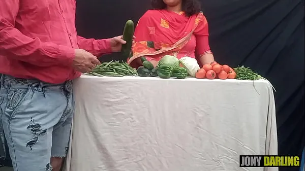 Mostrar Vendedor de vegetais foi fodido no mercado na frente de todos, xxx vídeo de sexo real indiano melhores filmes