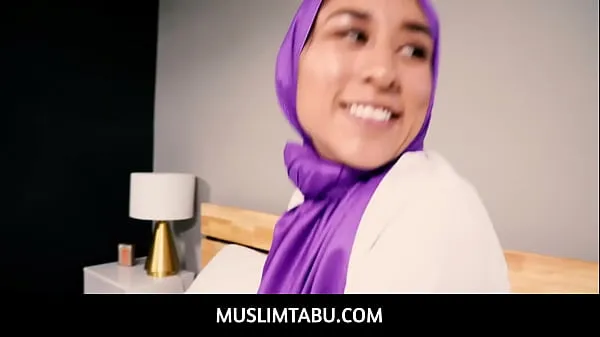 Mutasson MuslimTabu - Horny Perv Peeps On Beauty Babe In Hijab Vanessa Vox legjobb filmet