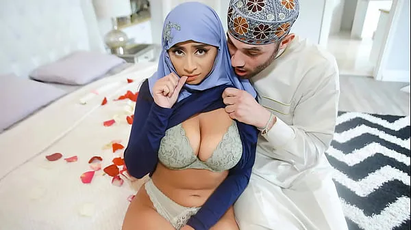 Show Arab Husband Trying to Impregnate His Hijab Wife - HijabLust best Movies