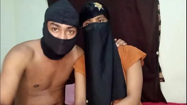 Video einer bangladeschischen -Freundin, hochgeladen von ihrem Freundbeste Filme anzeigen