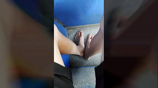 Hiển thị Twink walking barefoot on the road and still no shoe in a tram to the city Phim hay nhất