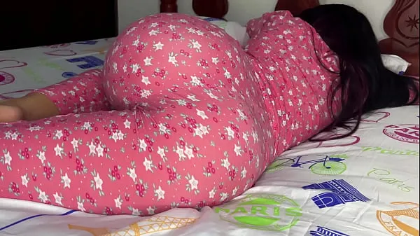 I can't stop watching my Stepdaughter's Ass in Pajamas - My Perverted Stepfather Wants to Fuck me in the Ass En iyi Filmleri göster