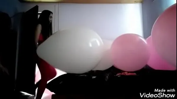 Tampilkan 40 inch balloons Film terbaik
